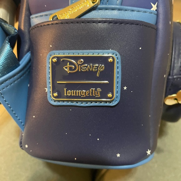 Loungefly Peter Pan Backback - Picture 7 of 8